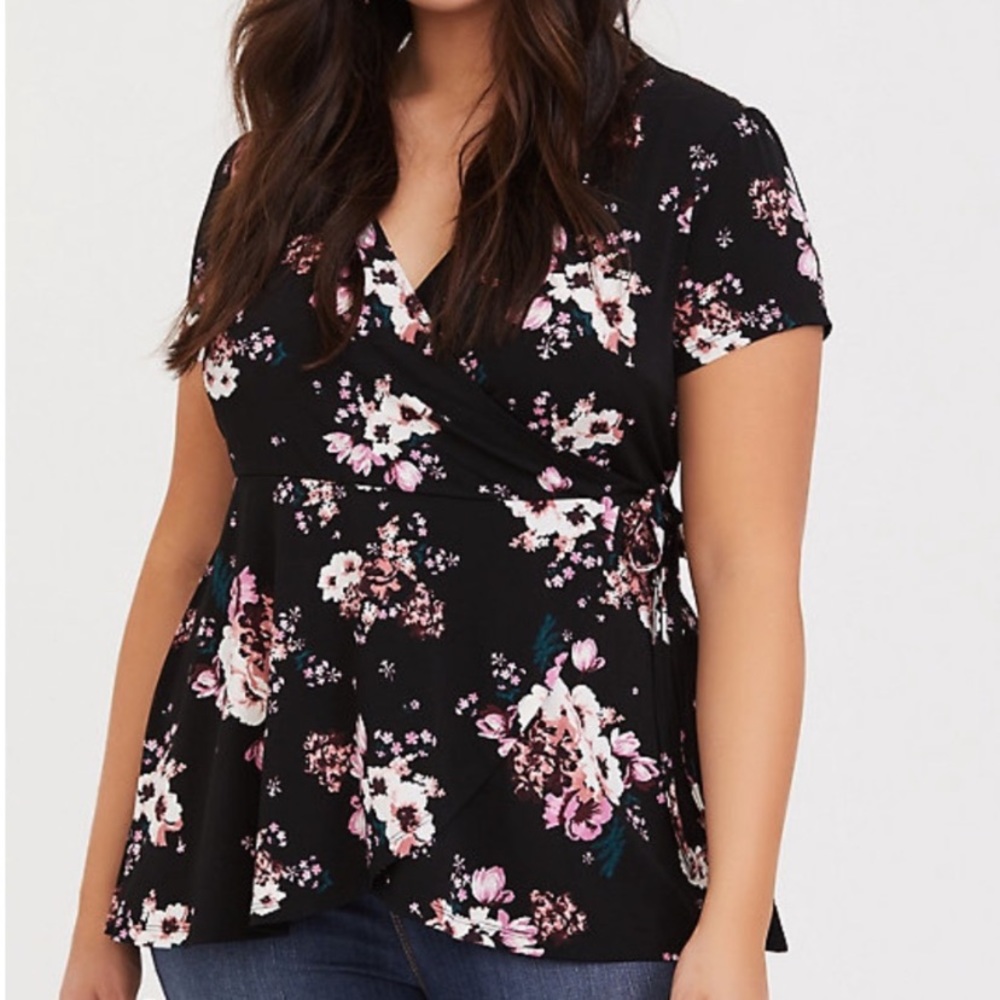 Torrid Black Floral Studio Knit Wrap Top, 3X